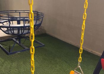 شالية بجلسة خارجية واجواء عائلية ومميزة