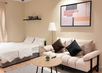 استديو بسرير ماستر ودخول ذاتي