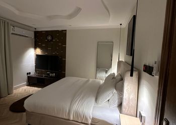 استديو بسرير ماستر ودخول ذاتي
