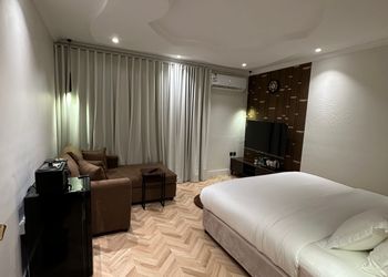 استديو بسرير ماستر ودخول ذاتي