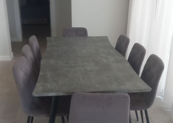 شالية انيق بجلسة خارجية ومسبح 