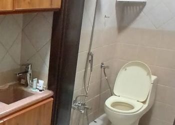 استديو هادئ بسرير ماستر 