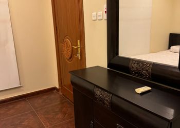 مزرعة بمناظر خلابة وجلسات خارجية 