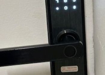 شقة بغرفتين نوم ودخول ذاتي