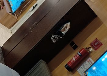 استديو مع جلسه جانبية 