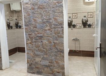 شالية بمجالس ومسبح العاب مائية 
