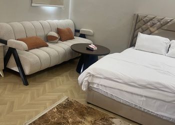 استديو هادئ بدخول ذاتي 