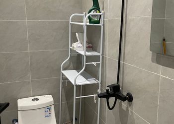 شقة بأثاث مريح وبسيط 