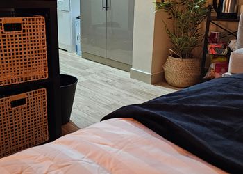 استديو هادئ بسرير ماستر 