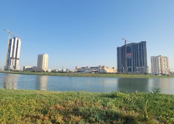 استديو بسرير ماستر وجلسة جانبية