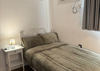 استديو بدخول ذاتي وسرير مريح 