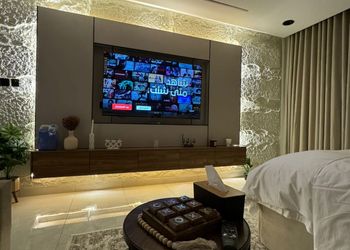 استديو هادئ بدخول ذاتي 