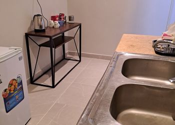 استديو بسرير ماستر وجلسة جانبية 