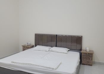 استديو بسرير ماستر ودخول ذاتي