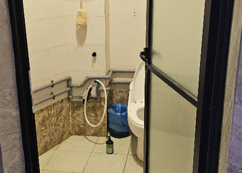 شاليه بجلسة خارجية وغرفة نوم 