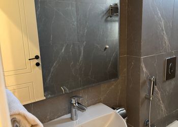 استديو هادئ بدخول ذاتي