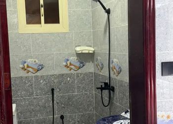 استديو بأثاث مريح وبسيط 
