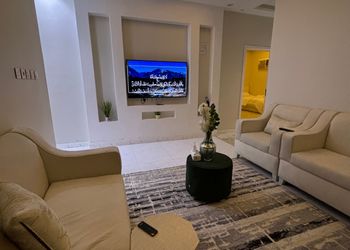 شقة بغرفتين نوم وصالة