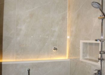 مزرعة بمسطح اخضر