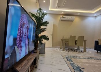 شقة بغرفة نوم وصالة جلوس 