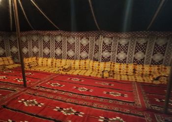 مخيم بمجلس واجواء ممتعة
