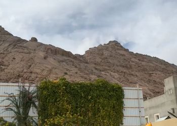استراحة ببيت شعر ملكي