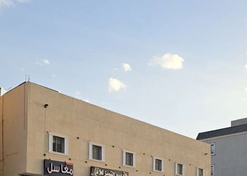 استديو هادئ بدخول ذاتي 