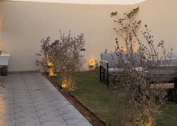 شاليه بمسطح اخضر