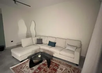 شقة انيقة بصالة وغرفة نوم