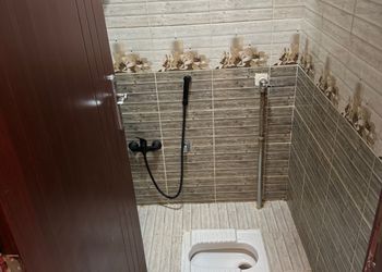 استديو بسرير ماستر وجلسة جانبية 