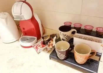 استديو بسرير ماستر وجلسة جانبية