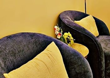استديو بسرير ماستر وجلسة جانبية 