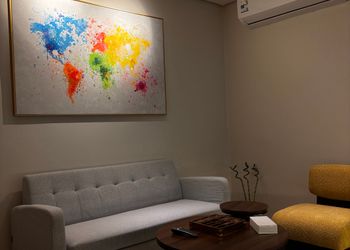شقة بصالة مريحة ودخول ذاتي