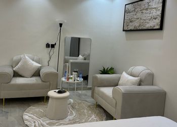 استديو بسرير ماستر وجلسة جانبية 