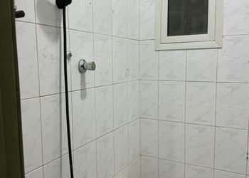 استديو بسرير ماستر وجلسة جانبية 