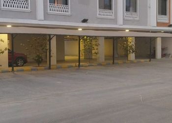 استديو بأثاث مريح وبسيط 