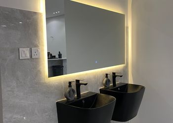 استراحة بمسطح اخضر ومجالس