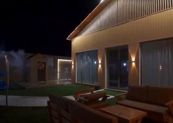 شاليه بغرفتين نوم ومسبح خارجي