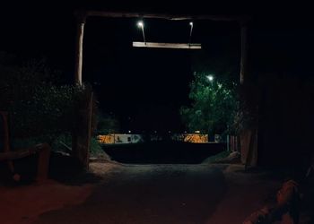 مزرعة بمجالس واسعة وأجواء ممتعة