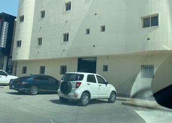 استديو بسرير ماستر وجلسة جانبية
