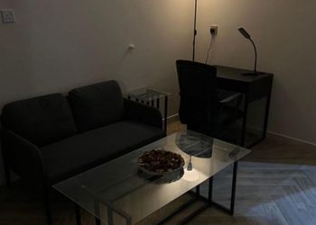 استديو هادئ بسرير ماستر 