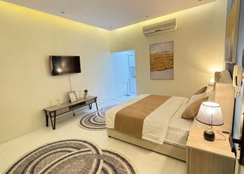 استديو بدخول ذاتي وسرير مريح 