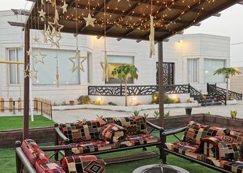 شاليه بجلسة خارجية وألعاب اطفال