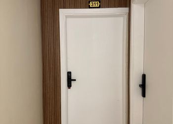 استديو هادئ بسرير ماستر 