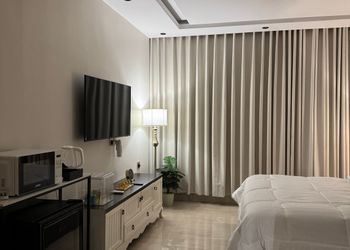 استديو بتصميم هادئ ودخول ذاتي