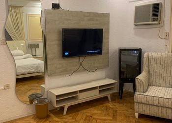 استديو بسرير ماستر 