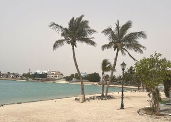 شاليه باطلاله على البحر