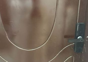 استديو بسرير ماستر وجلسة جانبية