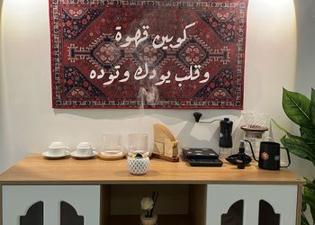شقة بغرفة معيشة وغرفة نوم 