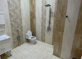 شاليه بمسبح 